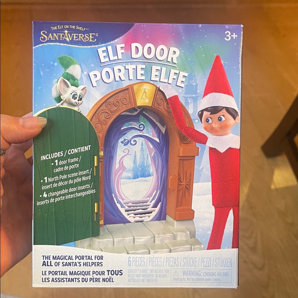 Elf on the shelf elf door, the magical portal for all of Santa‘s helpers nwt
